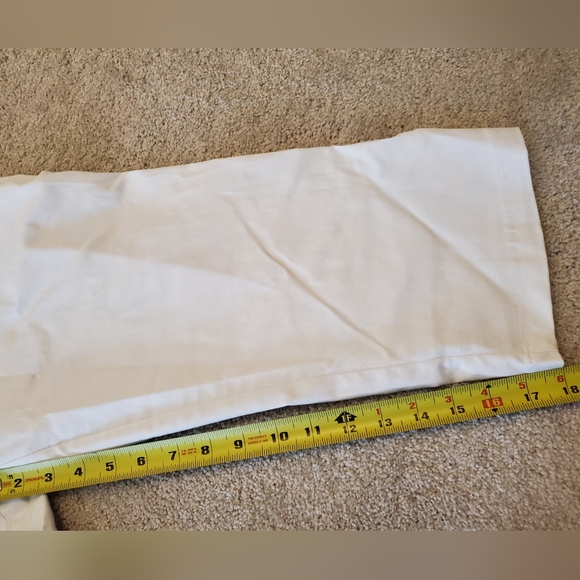 DeVia Capris - Picture 4 of 6